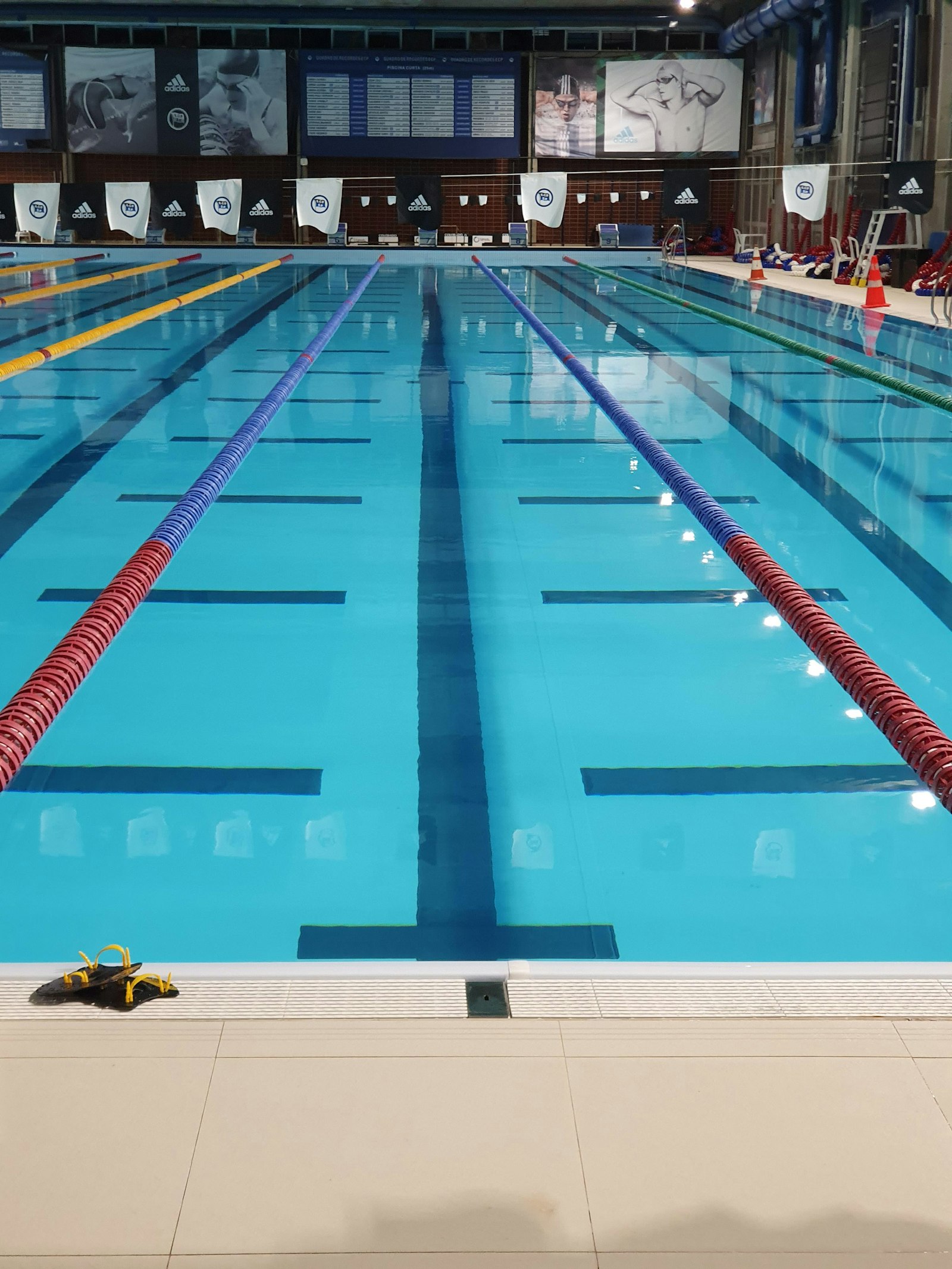 Competition pool with lane ropes set up